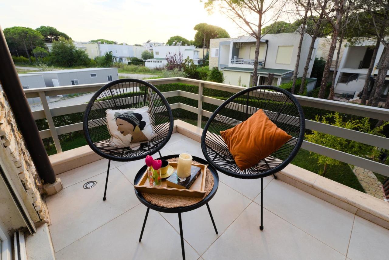 Casa Lura At Gjiri I Lalzit, San Pietro Beach Apartament